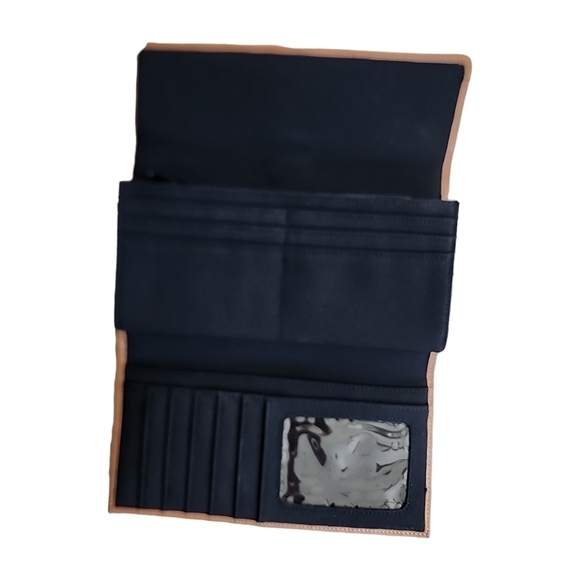 New Talbots Black and Tan Vinyl Leather Wallet - Picture 4 of 6